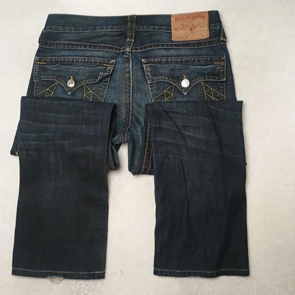 True Religion Jeans Mens 34x30 Blue Straight Medium Wash Distressed Logo USA